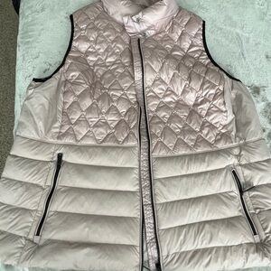 Womens plus size 3X Calvin Kline puffer vest Light pink